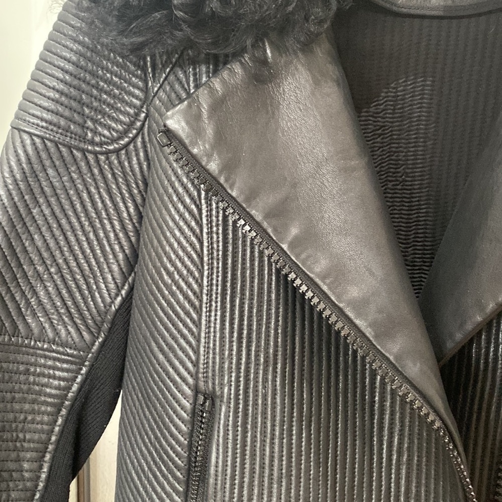 Ellie Tahari leather Bomber Jacket Size Small - Picture 3 of 14